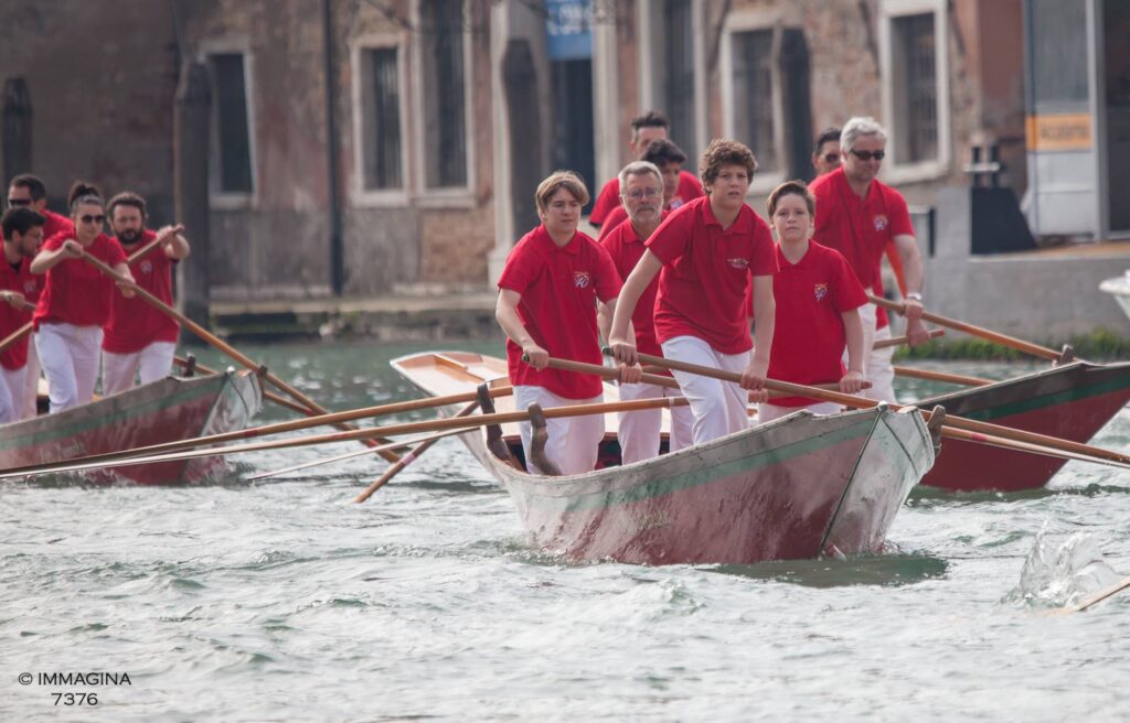 Corteo in Canal Grande